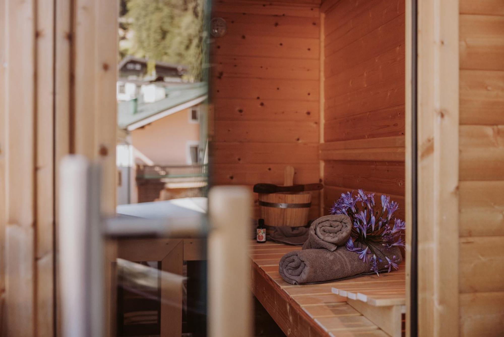 Hotel Gluecksschmiede - Hinterglemm Saalbach-Hinterglemm Exterior foto